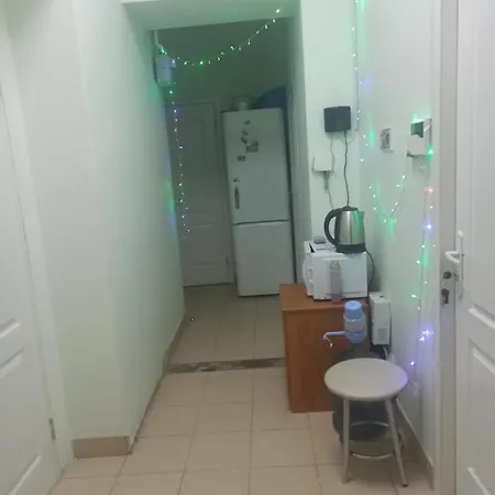 старий дворик,кімнати біля жд вокзалу Hostel Lviv