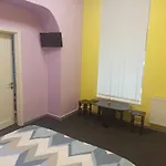 Staryi Dvoryk,кімнати подобово біля жд Львів