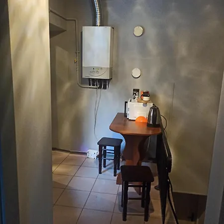 Hostel старий дворик,кімнати біля жд вокзалу Λβιβ